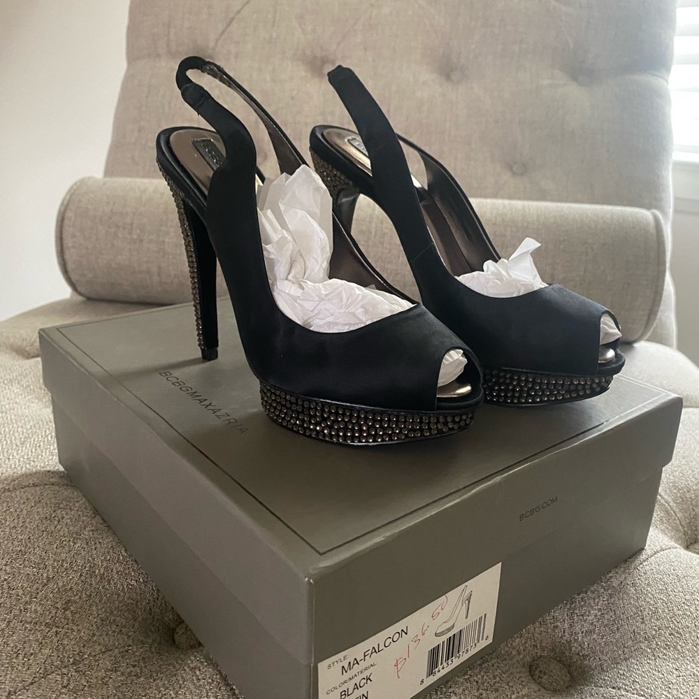 BCBG Maxazria black satin peep toe pumps size 6.